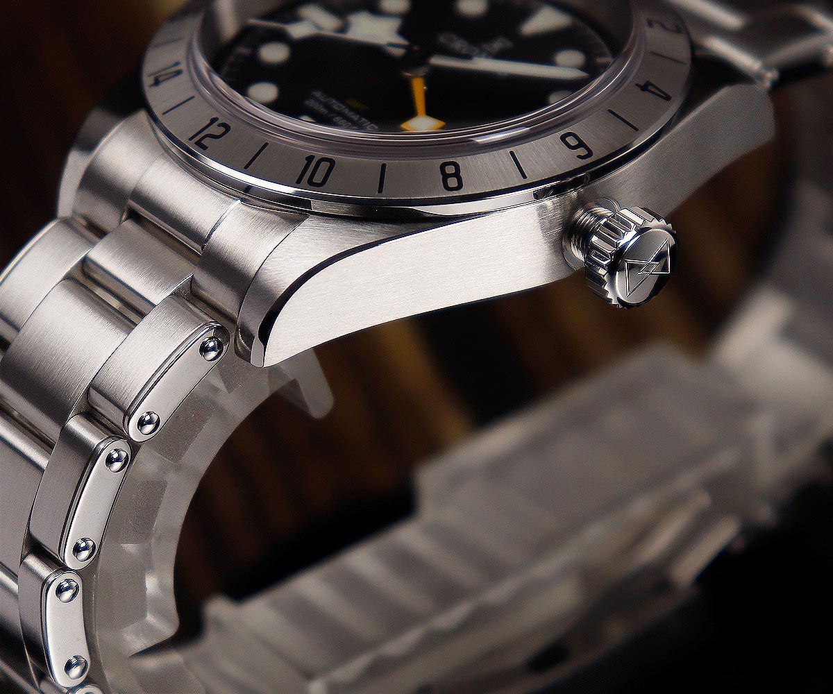 Cronos Vintage GMT 39mm NH34 A - Tropic Strap Vintage review and price